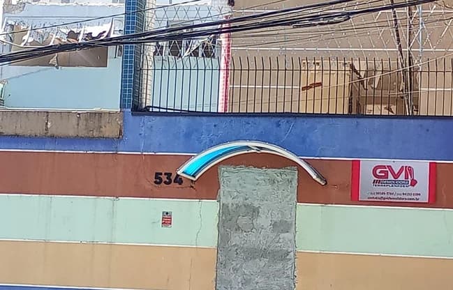 Demolição com preservação de fachada da GVI Demolidora